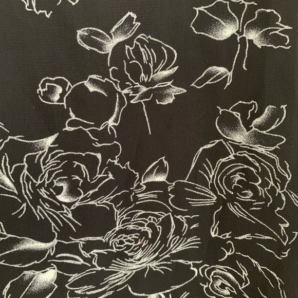 90’s dress 🌿 - Picture 3 of 4